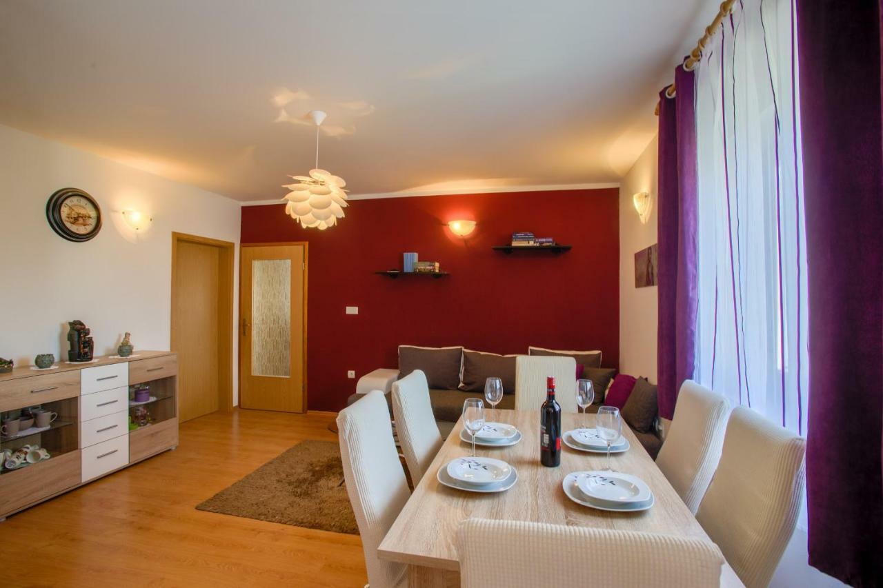House Silvija Pula Apartment Exterior foto